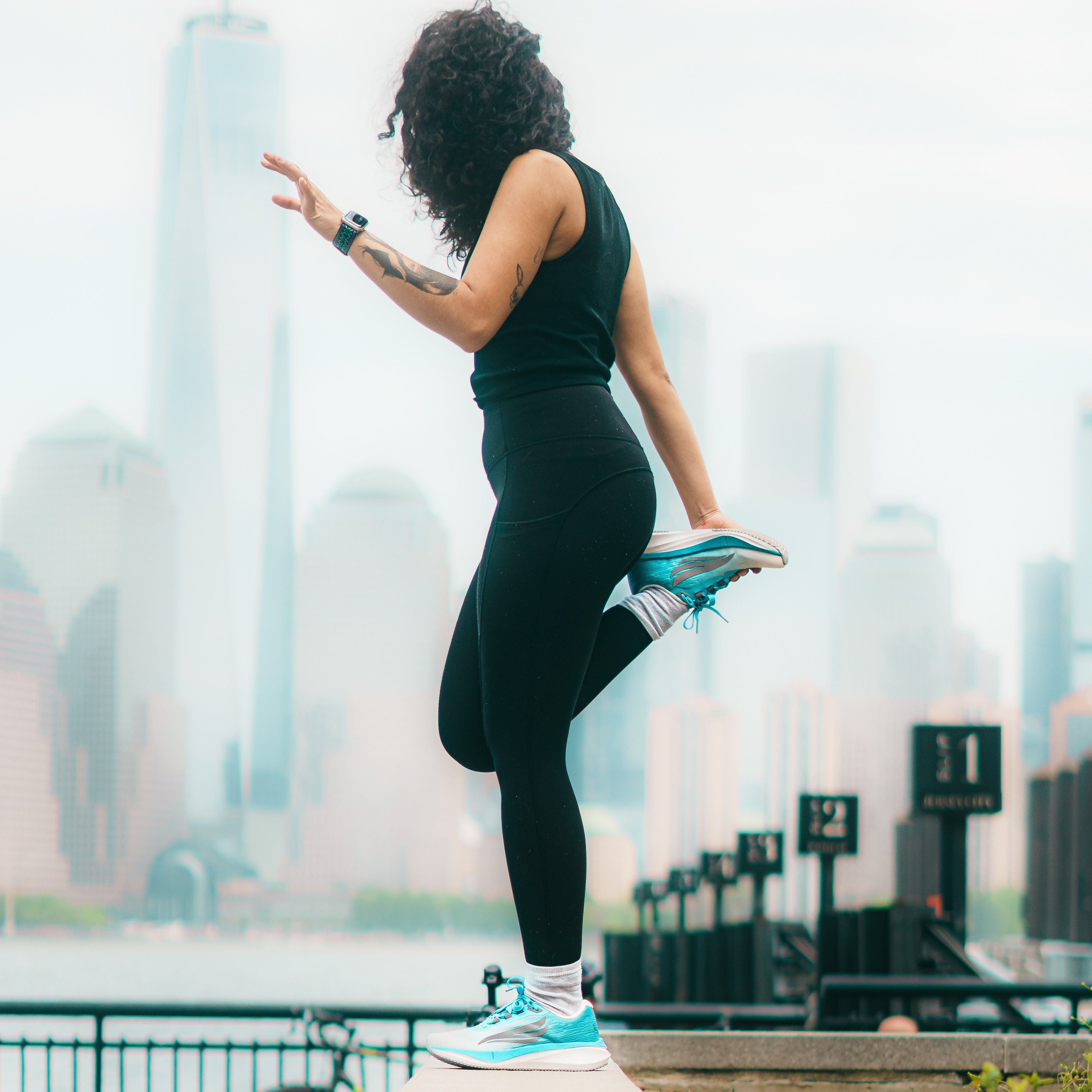 HORUS Blue Women Versatile Performance Trainer