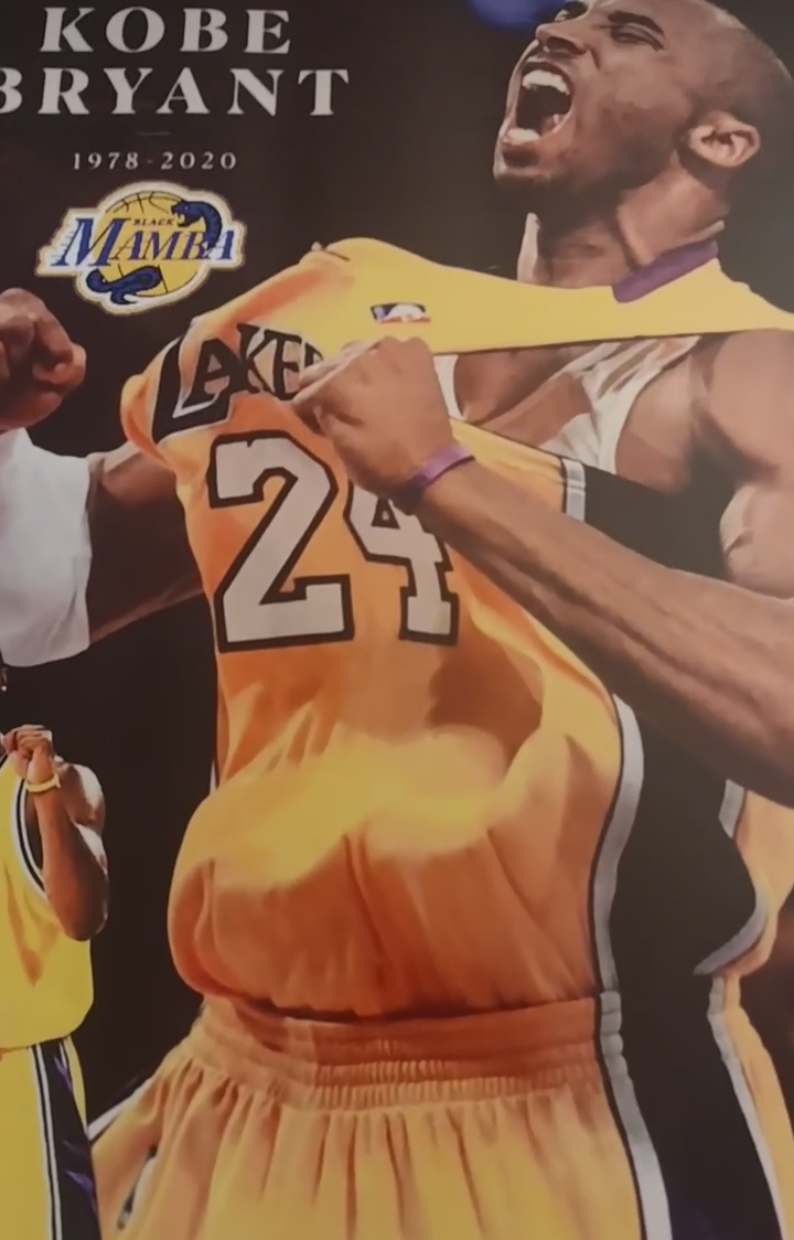 NEW!💯 KOBE BRYANT (MAMBA) LAKERS 8.5x11 ULTRA PREMIUM GLOSSY BASKETBALL POSTER