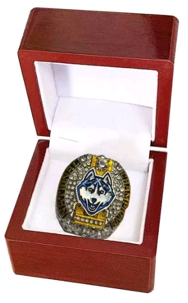 BRAND NEW!💯 CUSTOM MADE🖐️COLLECTORS UCONN HUSKIES COLLEGE SOUVENIR SIZE 11 BASKETBALL FAN RING WITH BRAND NEW! WOOD DISPLAY PROTECTION RING BOX BUNDLE SET!🔥