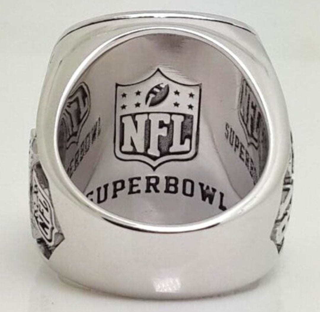 BRAND NEW!💯 HAND-MADE🖐️PEYTON MANNING 2013 BRONCOS COLLECTORS SOUVENIR FOOTBALL SIZE 11 FAN RING WITH BRAND NEW! BLACK DISPLAY PROTECTION RING BOX AND SIX BRAND NEW! PEYTON MANNING 8.5x11 ULTRA PREMIUM GLOSSY 2013 AFC CHAMPIONSHIP REPRINT POSTERS!🤩