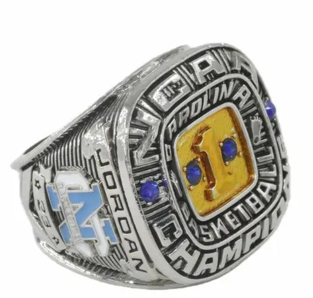NEW!💯 HAND-MADE🖐️NORTH CAROLINA 1982 COLLECTORS SOUVENIR COLLEGE BASKETBALL CHAMPIONSHIP SIZE 11 FAN RING WITH RING BOX AND POSTERS FEATURING THE G.O.A.T🐐!