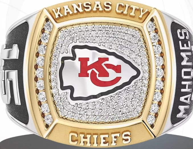 NEW!💯 KANSAS CITY CHEIFS CUSTOM-MADE🖐️PATRICK MAHOMES LOADED ICED OUT🥶DIAMOND💎CLUSTER CHAMPIONSHIP🏆HIGH QUALITY ENGRAVED 14K GOLD🌟FOOTBALL🏈SIZE 11 RING!🤩