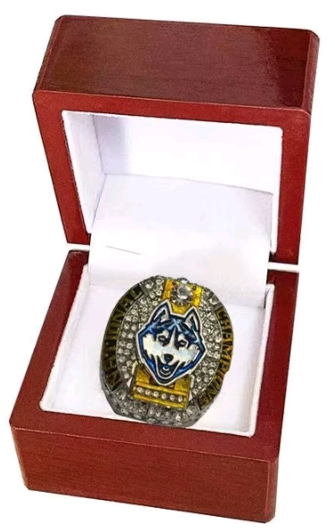 BRAND NEW!💯 CUSTOM MADE🖐️COLLECTORS UCONN HUSKIES COLLEGE SOUVENIR SIZE 11 BASKETBALL FAN RING WITH BRAND NEW! WOOD DISPLAY PROTECTION RING BOX BUNDLE SET!🔥